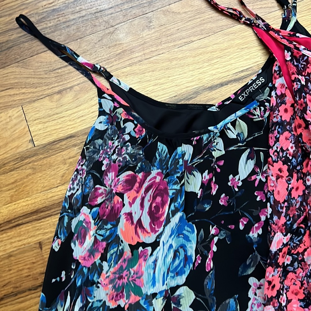 Bundle Of Flowy Tanks From Express - image 3